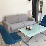 Cosy, Tour Eiffel - Champs De Mars